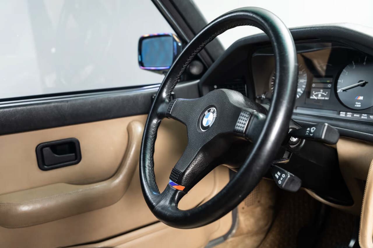 Used 1988 BMW M5 RWD image 35