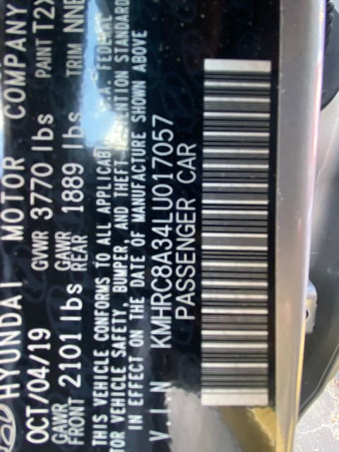 Used 2020 Hyundai Venue SEL image 24