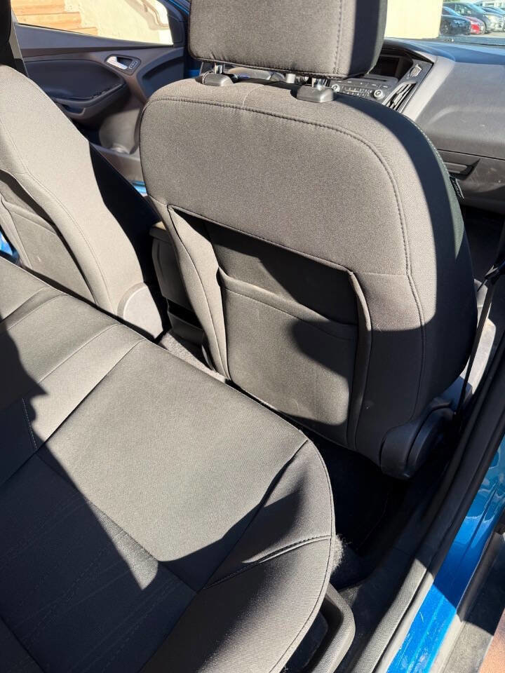 Used 2016 Ford Focus SE image 22