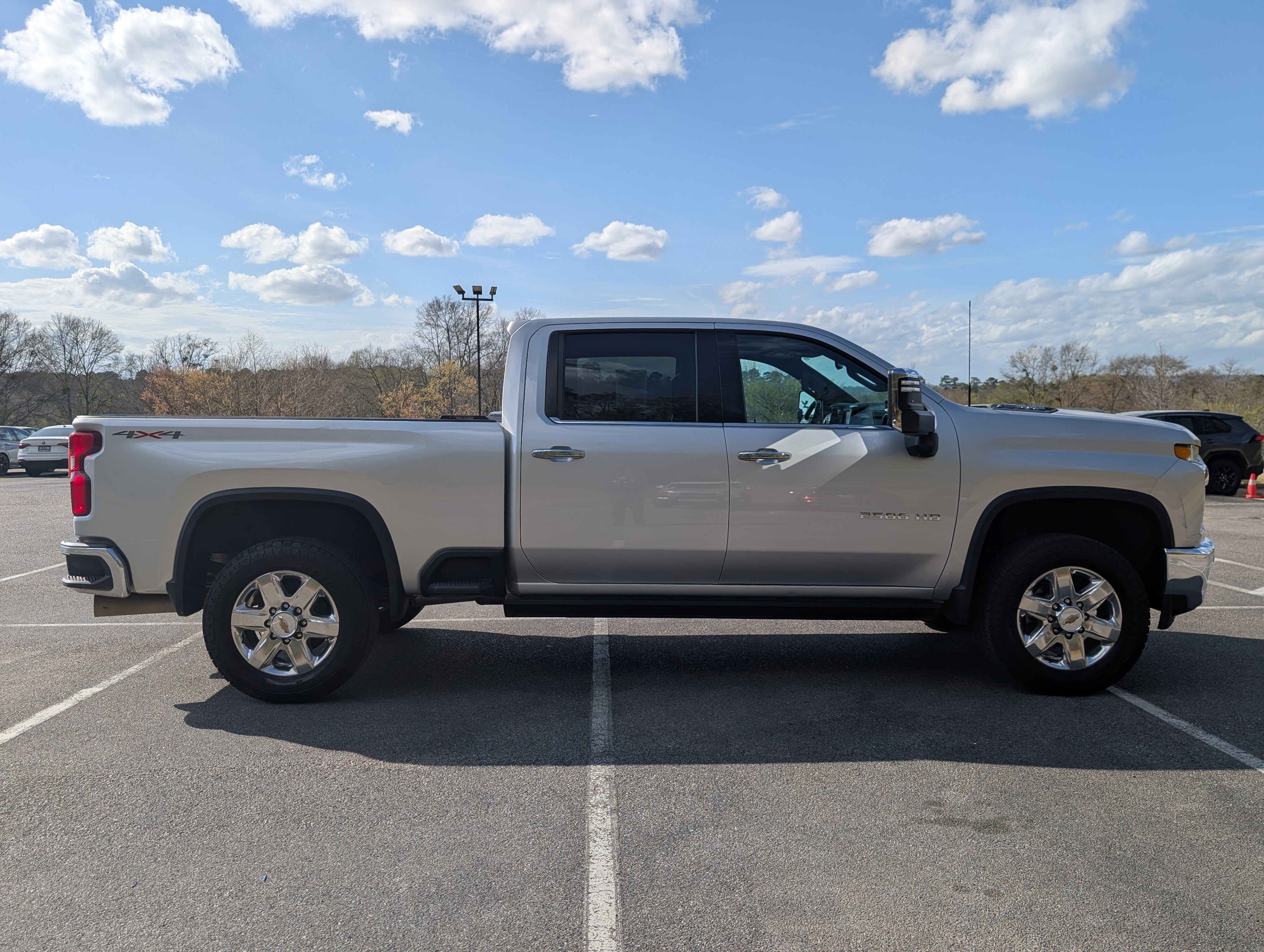 Used 2023 Chevrolet Silverado 2500 LTZ w/ LTZ Convenience Package image 10