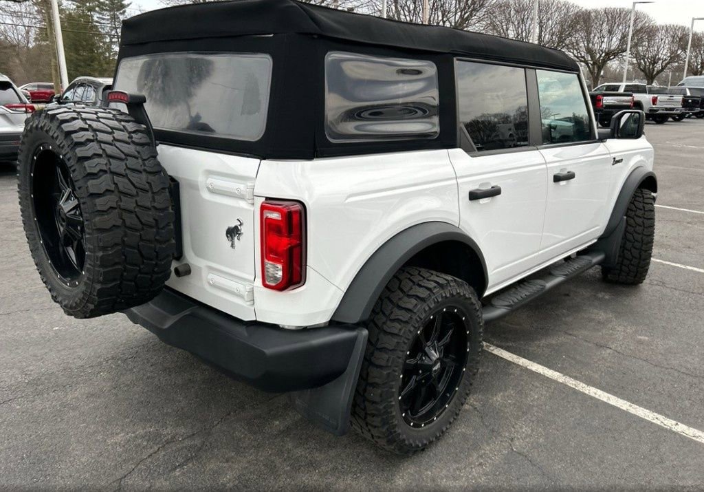 Used 2023 Ford Bronco 4-Door image 8
