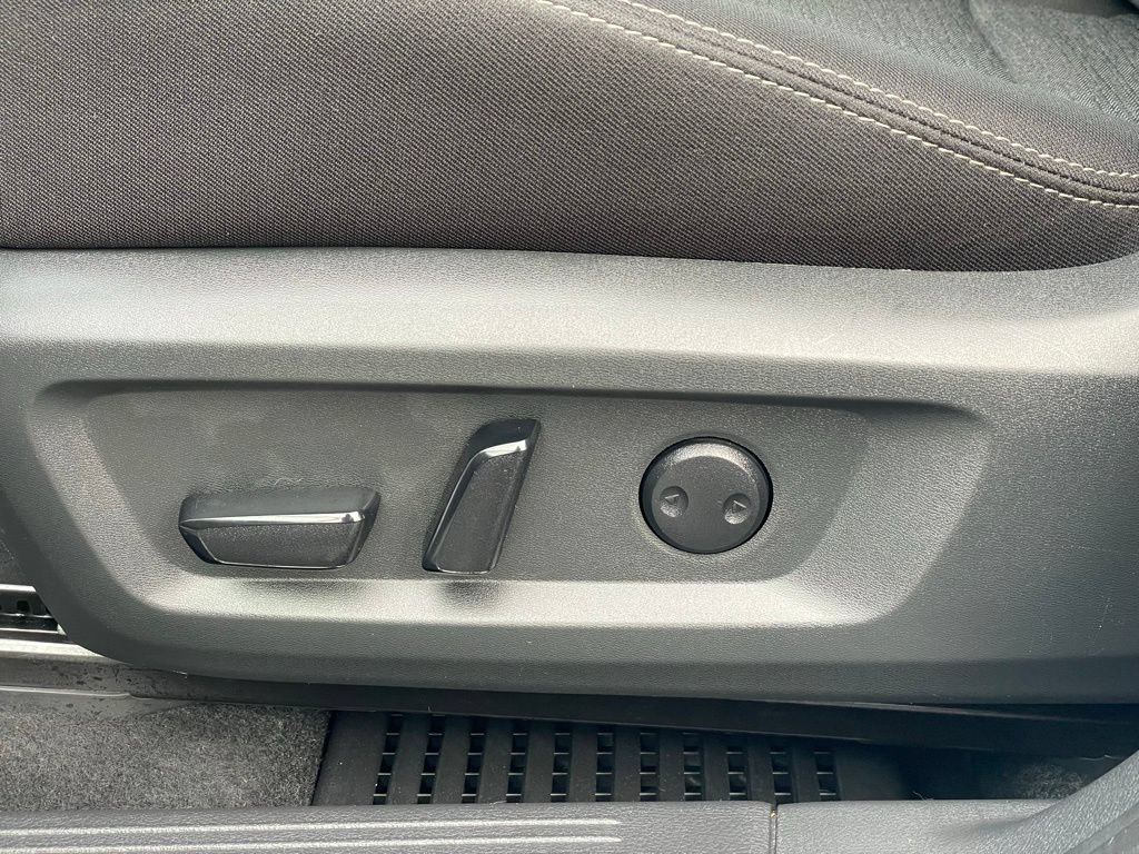 Certified 2023 Nissan Rogue SV AWD/4WD image 15