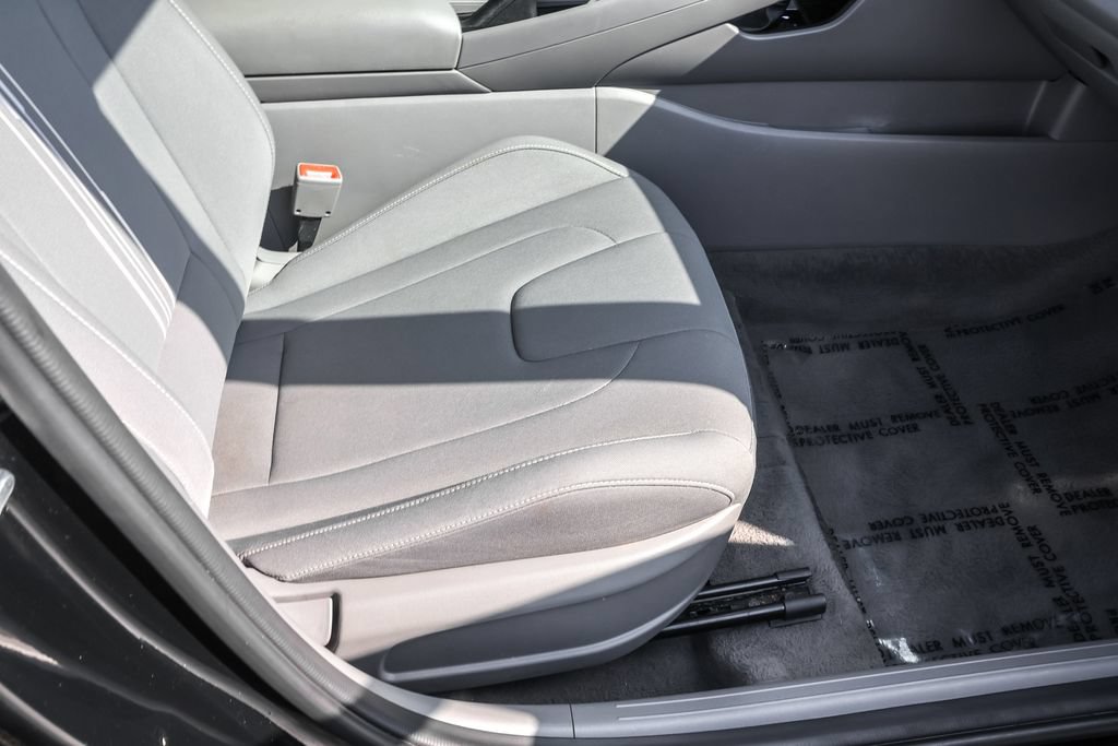 Certified 2024 Hyundai Elantra SEL FWD image 38