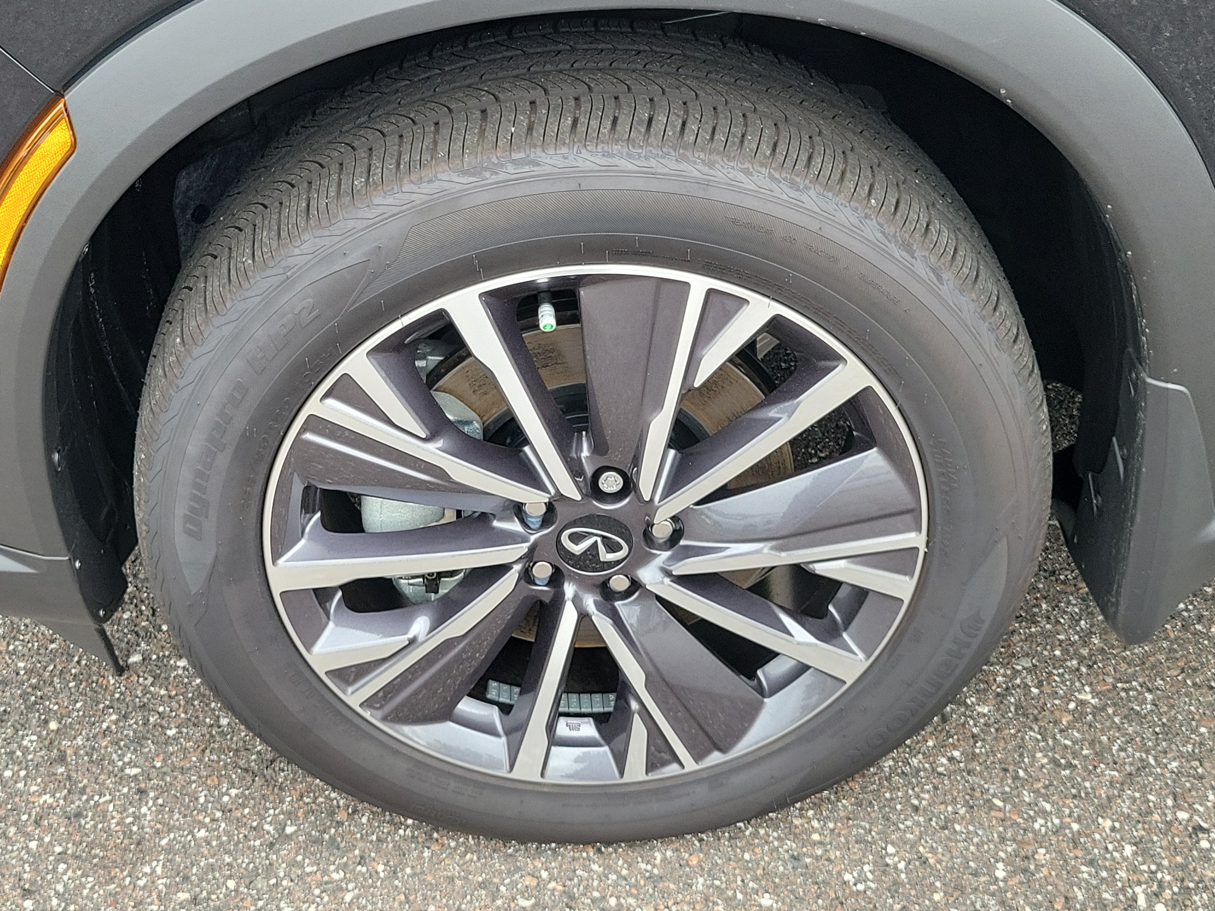 New 2027 INFINITI QX60 Luxe w/ Family Package FWD image 9