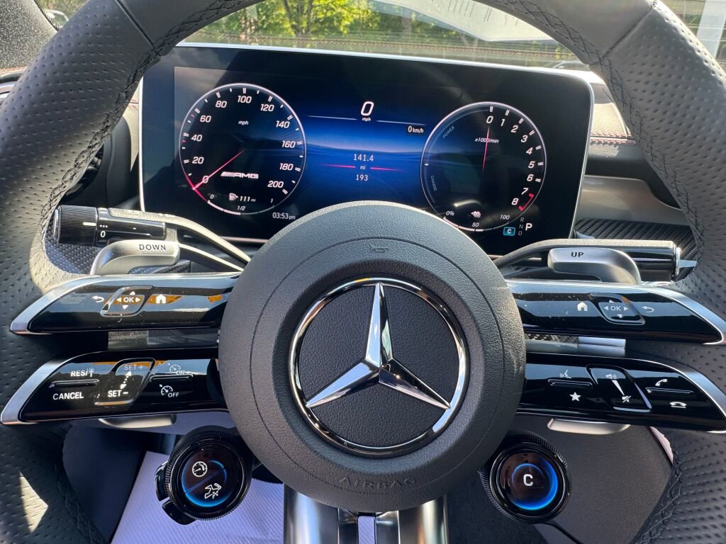 Used 2025 Mercedes-Benz C 63 AMG S image 12