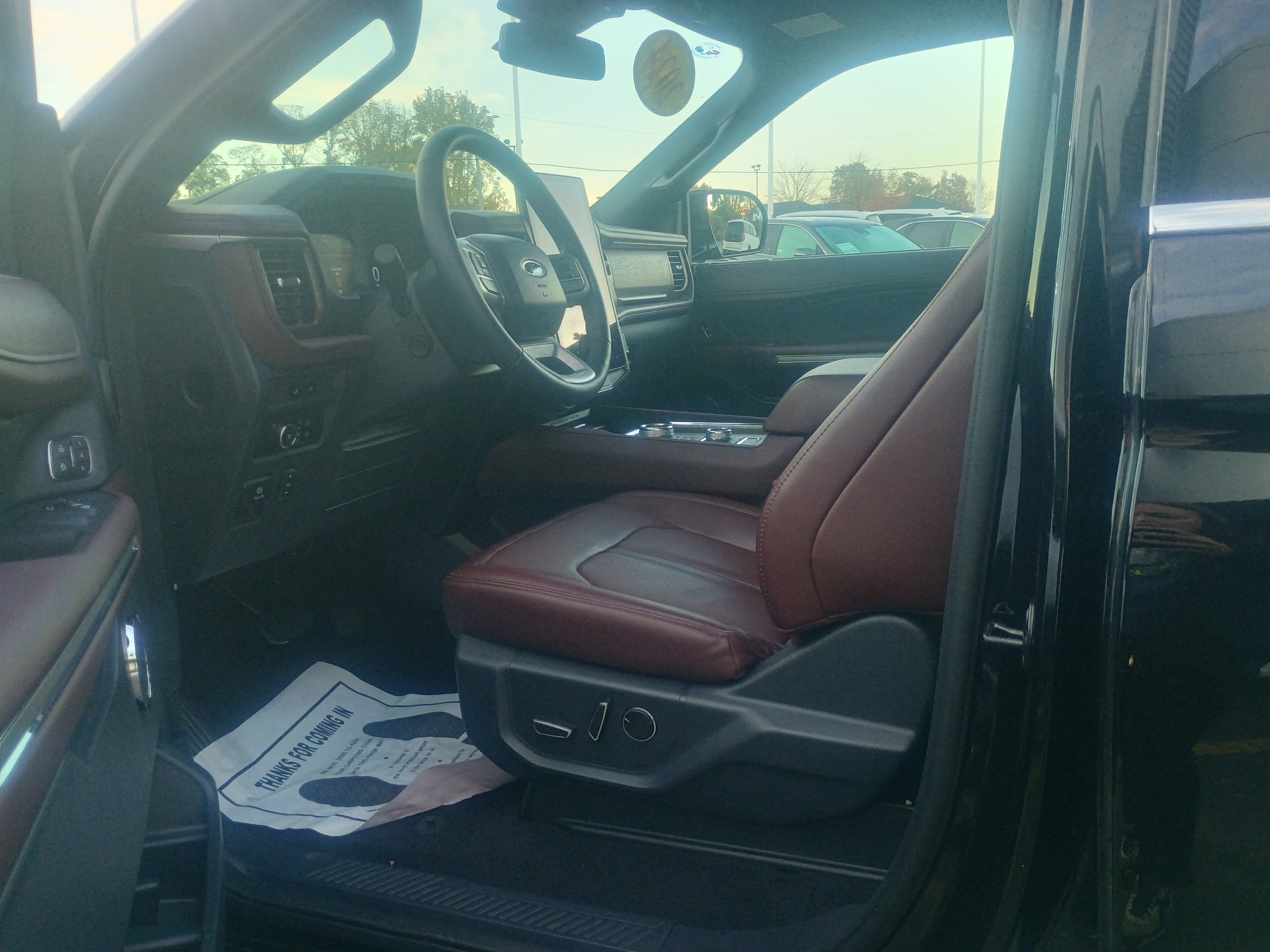 Certified 2024 Ford Expedition Limited image 23