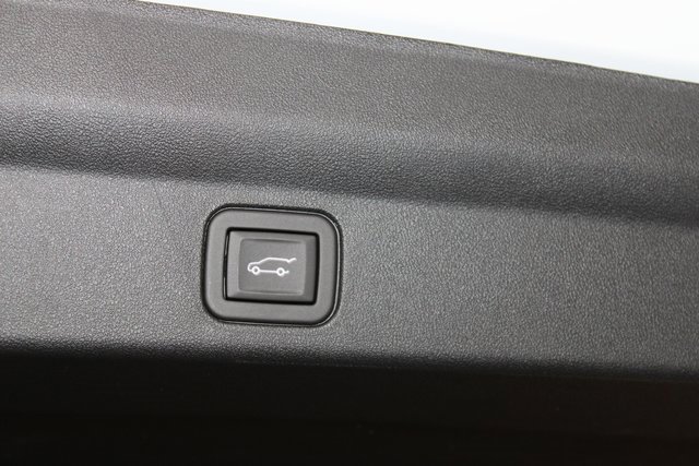 New 2025 Cadillac Escalade IQ Sport 1 w/ LPO, ONYX Package image 41