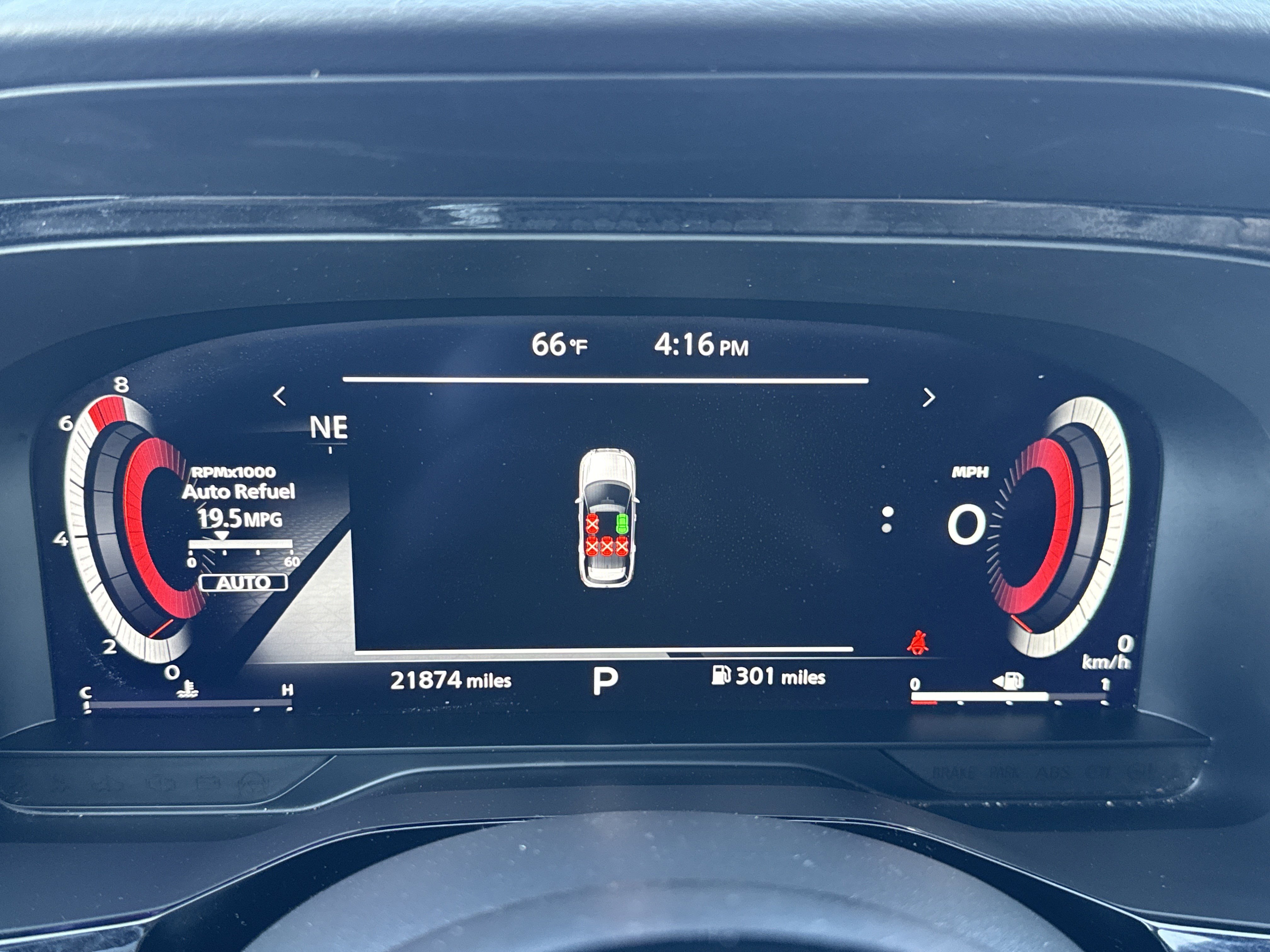Used 2023 Nissan Pathfinder Platinum image 11