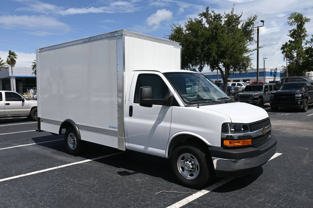 New 2025 Chevrolet Express 3500 w/ Power Convenience Package RWD image 7