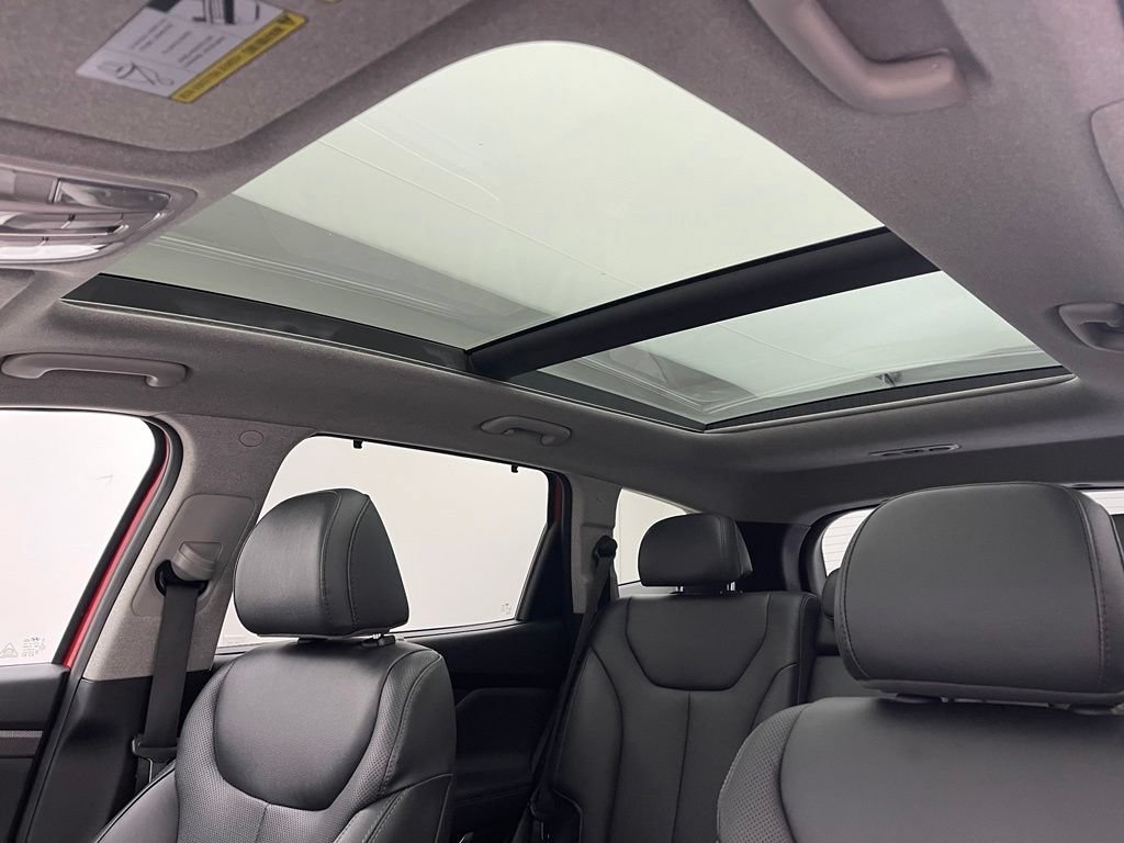 Used 2020 Hyundai Santa Fe Limited FWD image 5