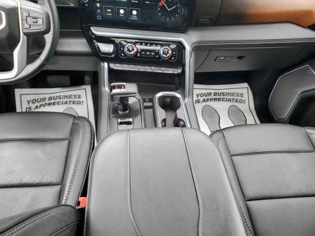 Used 2025 GMC Sierra 1500 Denali AWD/4WD image 22