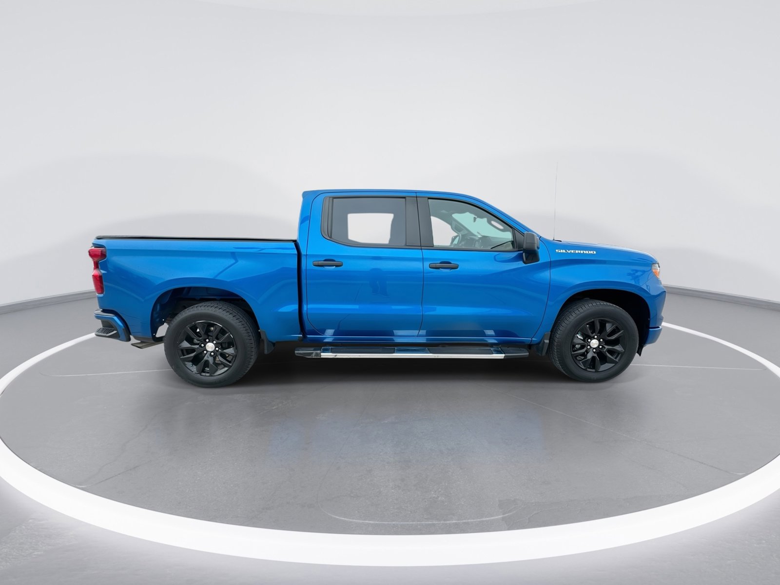 Used 2023 Chevrolet Silverado 1500 Custom AWD/4WD image 9