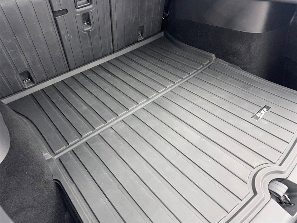 Used 2021 Tesla Model Y Long Range image 77