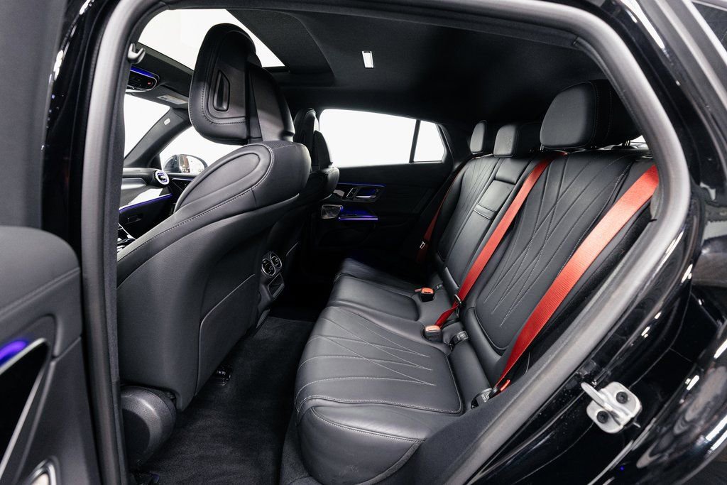 Used 2025 Mercedes-Benz GLC 63 AMG S image 27