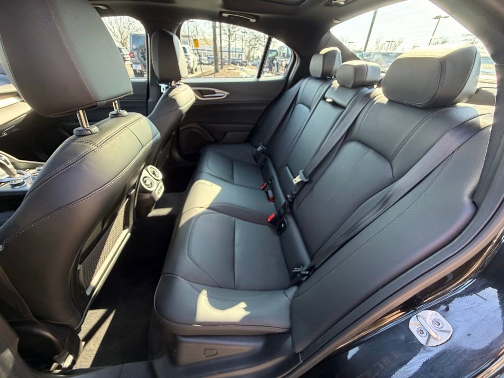 Used 2024 Alfa Romeo Giulia Ti image 18