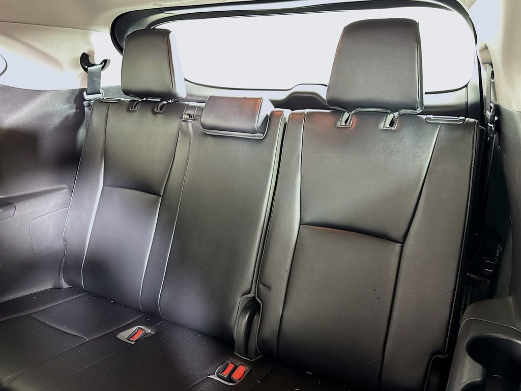 Used 2021 Toyota Highlander Platinum image 13
