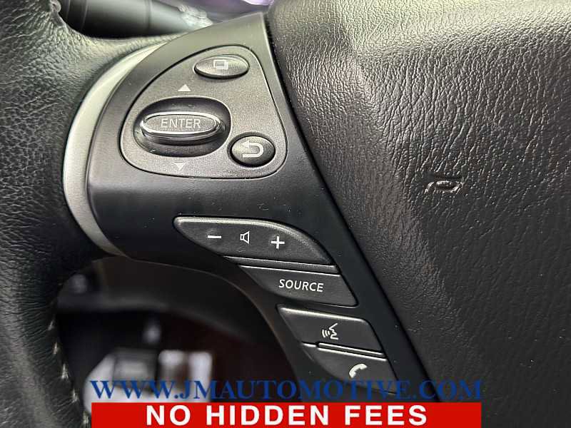 Used 2019 Nissan Pathfinder SL image 41