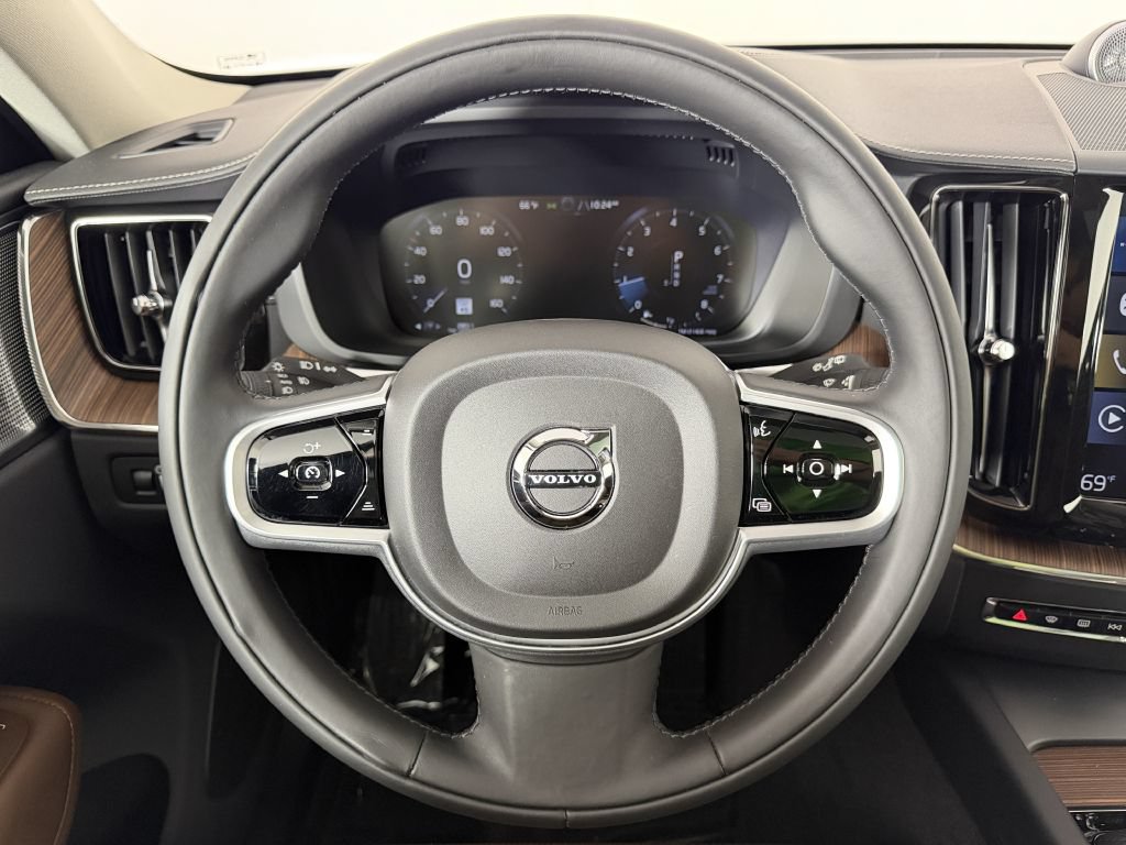 Used 2019 Volvo XC60 T6 Inscription AWD/4WD image 28