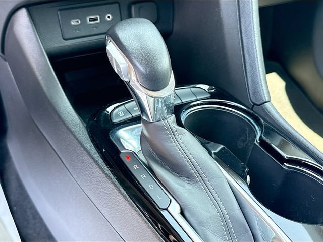 Used 2021 Buick Encore GX Preferred w/ Cold Weather Comfort Package AWD/4WD image 24