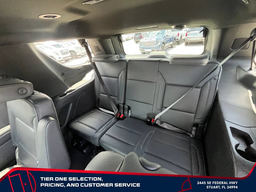 Used 2025 GMC Yukon Denali AWD/4WD image 29