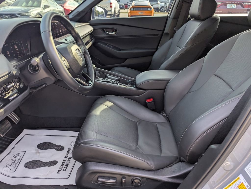 Used 2025 Honda Accord Sport image 22