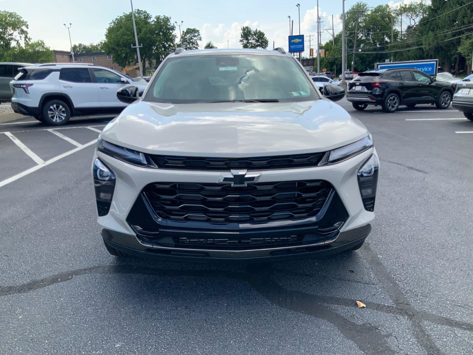 New 2026 Chevrolet Trax ACTIV w/ Driver Confidence Package FWD image 2