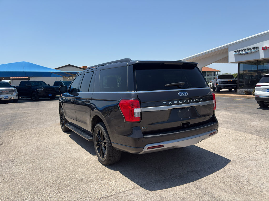Used 2024 Ford Expedition Max XLT RWD image 7