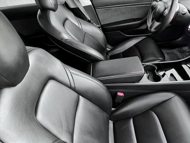Used 2018 Tesla Model 3 Long Range image 22