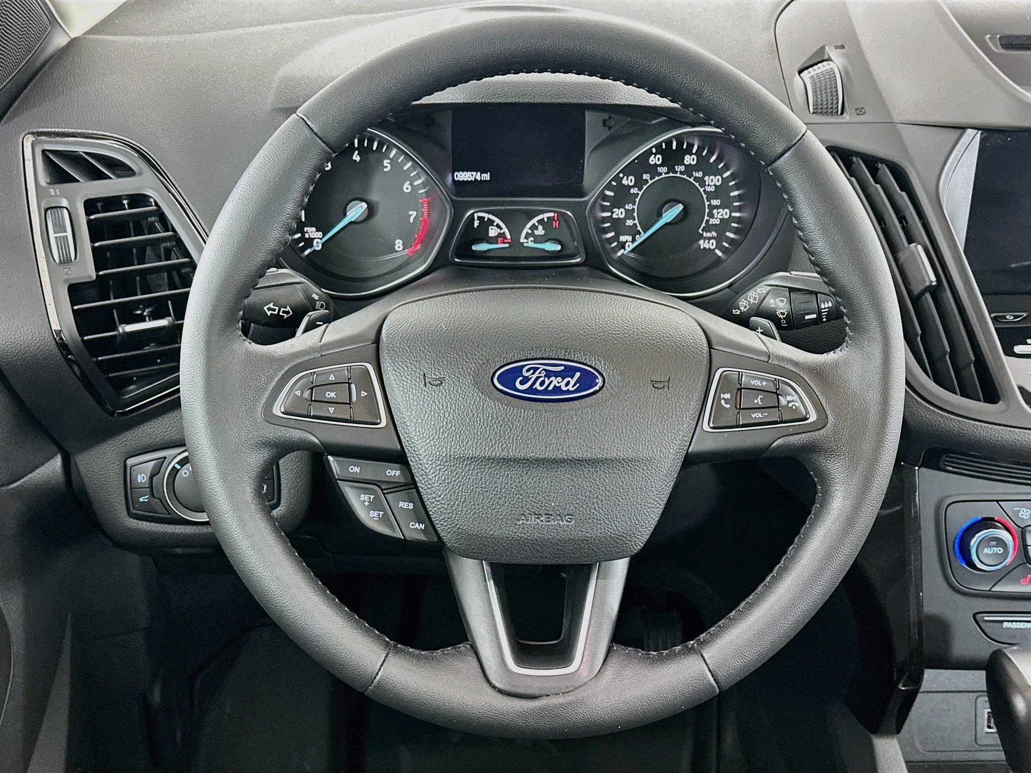 Used 2017 Ford Escape Titanium FWD image 18