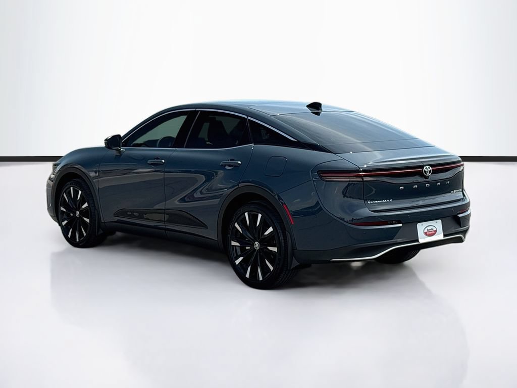 New 2026 Toyota Crown Platinum AWD/4WD image 7