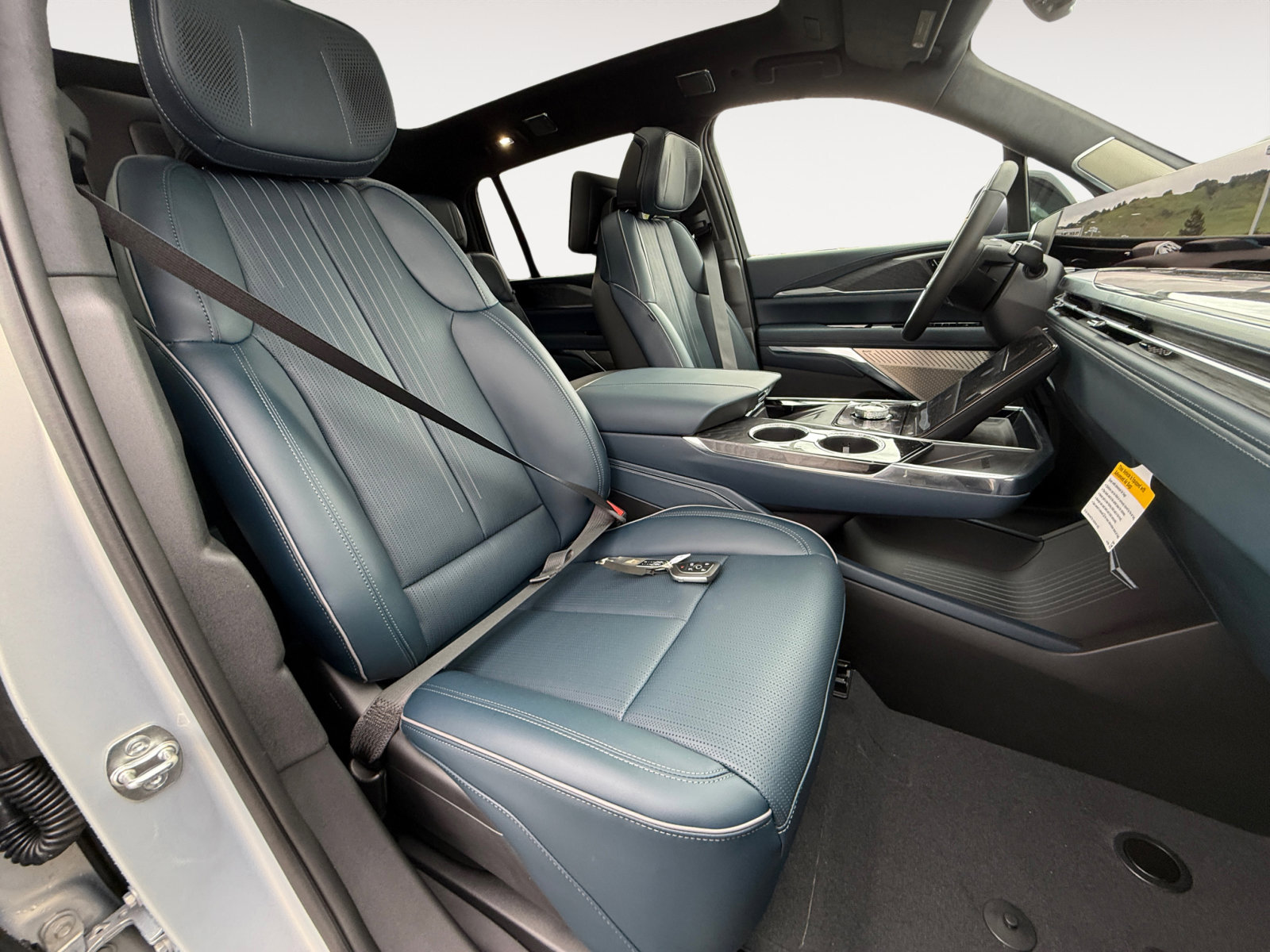 New 2025 Cadillac Escalade IQ Sport 2 image 19