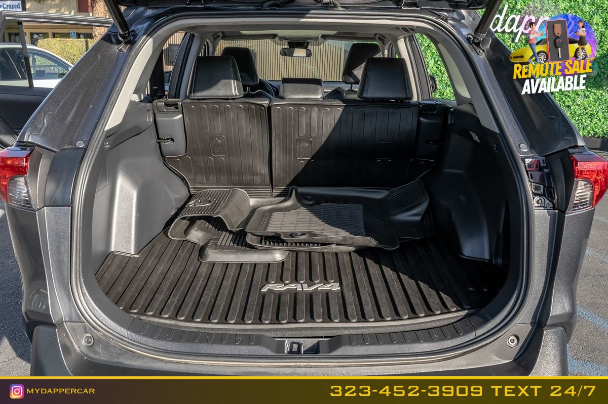 Used 2021 Toyota RAV4 XLE Premium FWD image 16