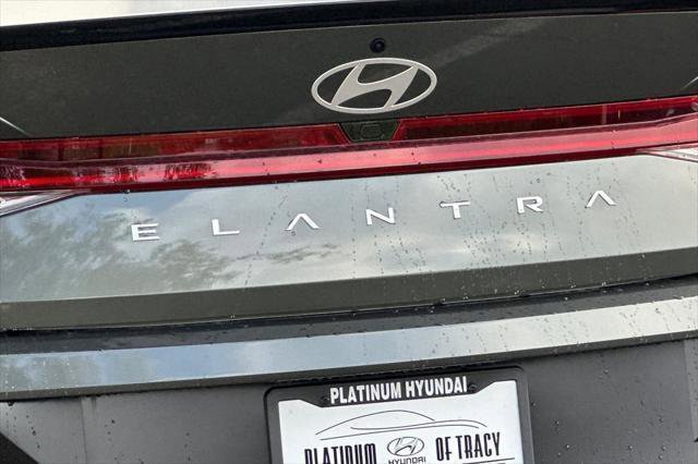 New 2026 Hyundai Elantra SEL Sport image 22