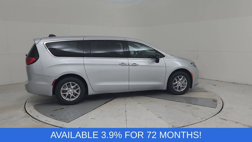 New 2026 Chrysler Voyager LX image 16