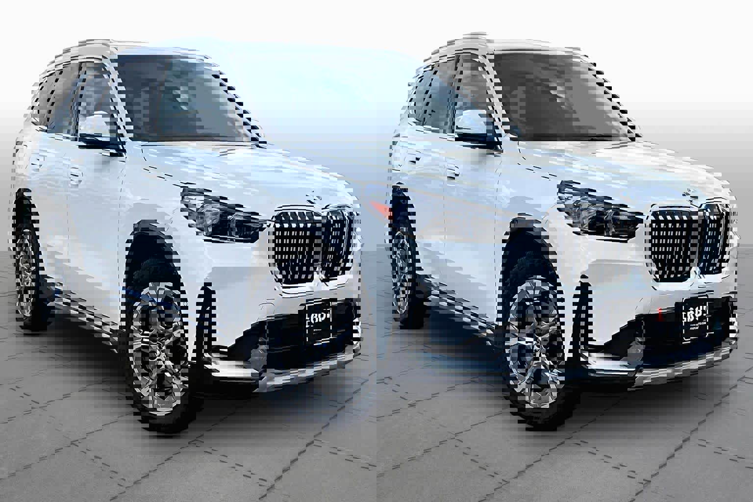 Used 2025 BMW X1 xDrive28i image 3