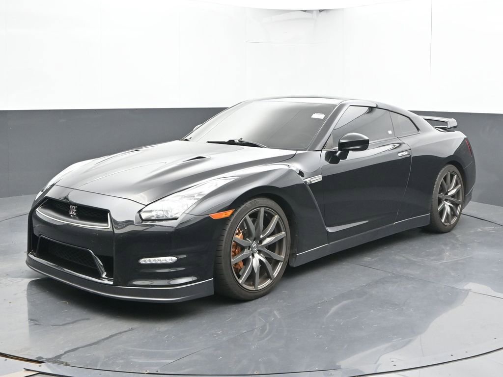 Used 2014 Nissan GT-R Premium image 6