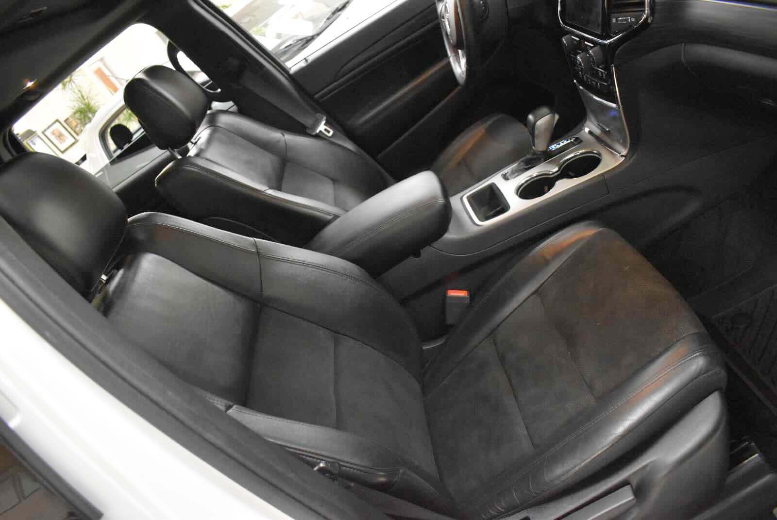 Used 2019 Jeep Grand Cherokee Altitude AWD/4WD image 43