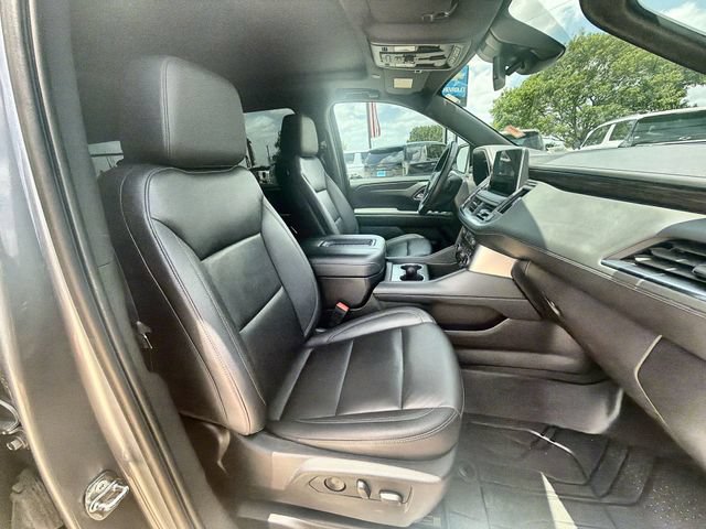 Certified 2024 Chevrolet Suburban Z71 w/ Luxury Package AWD/4WD image 27