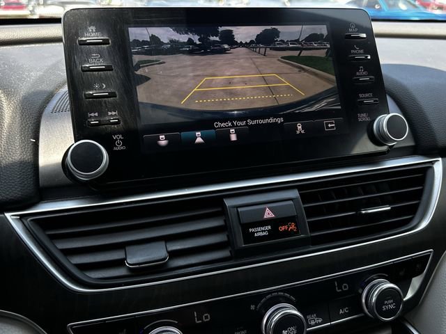 Used 2018 Honda Accord Touring image 19