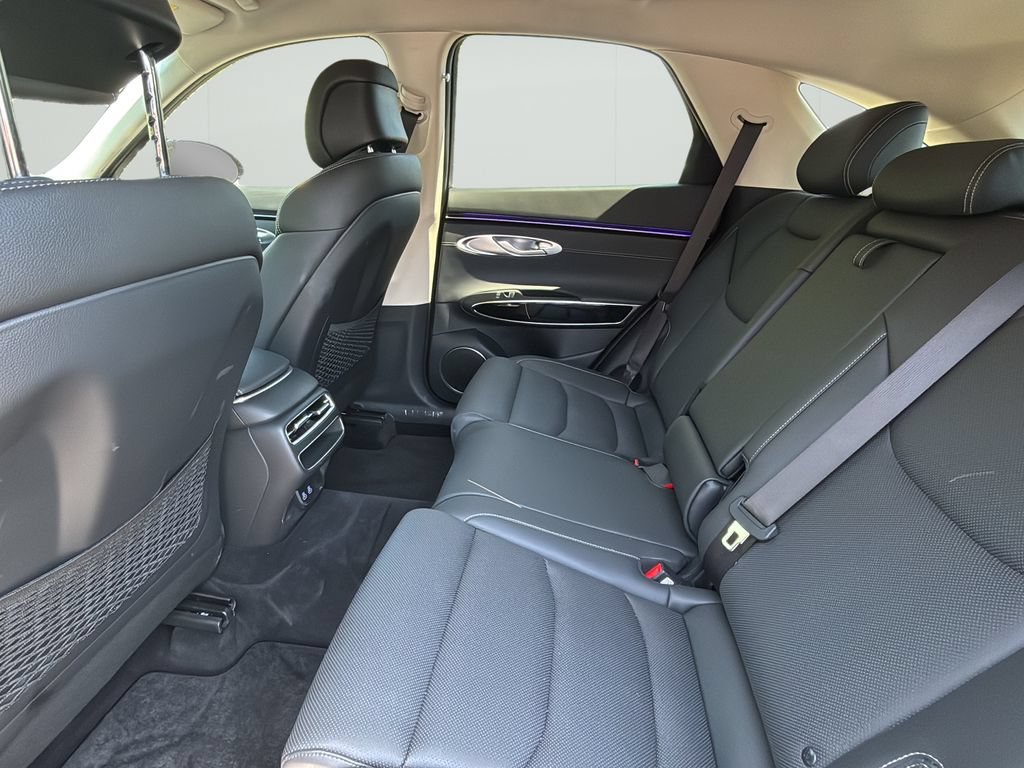 Certified 2026 Genesis GV70 2.5T AWD/4WD image 16