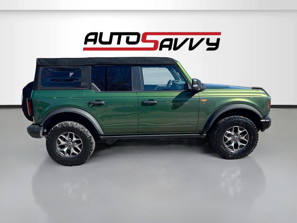 Used 2023 Ford Bronco Badlands image 8