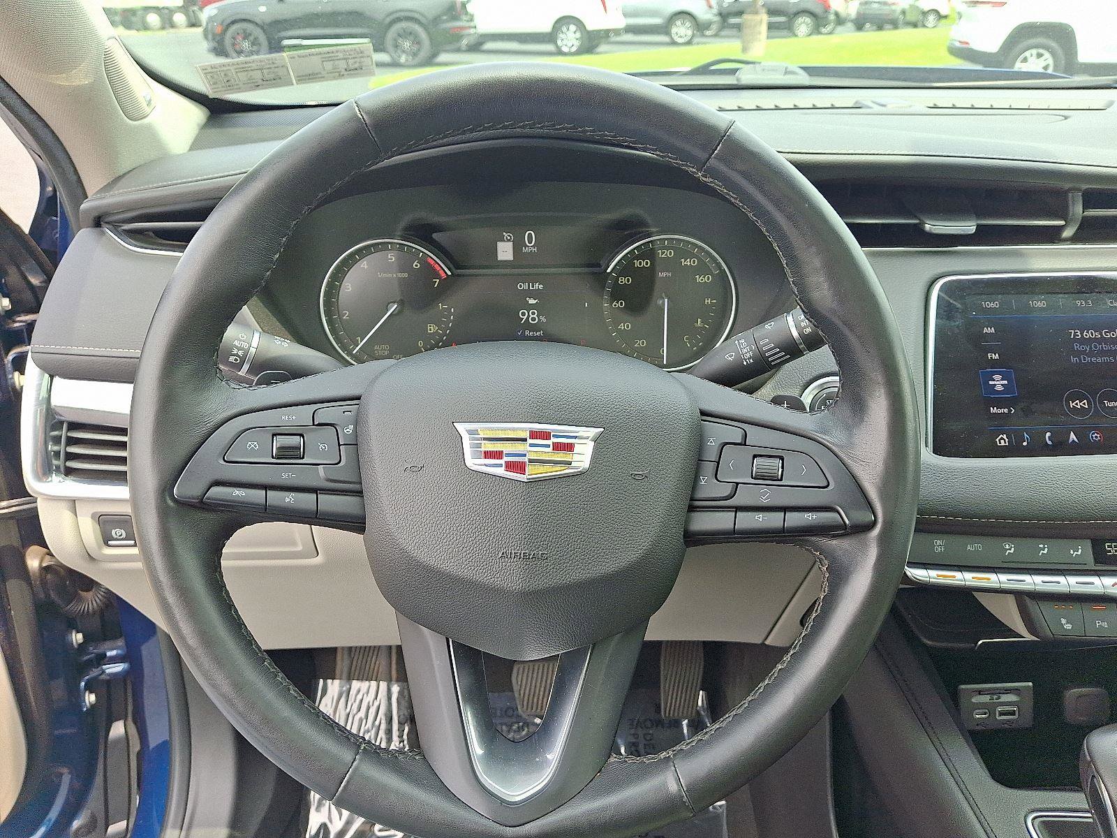 Used 2019 Cadillac XT4 Luxury w/ Cold Weather Package image 20