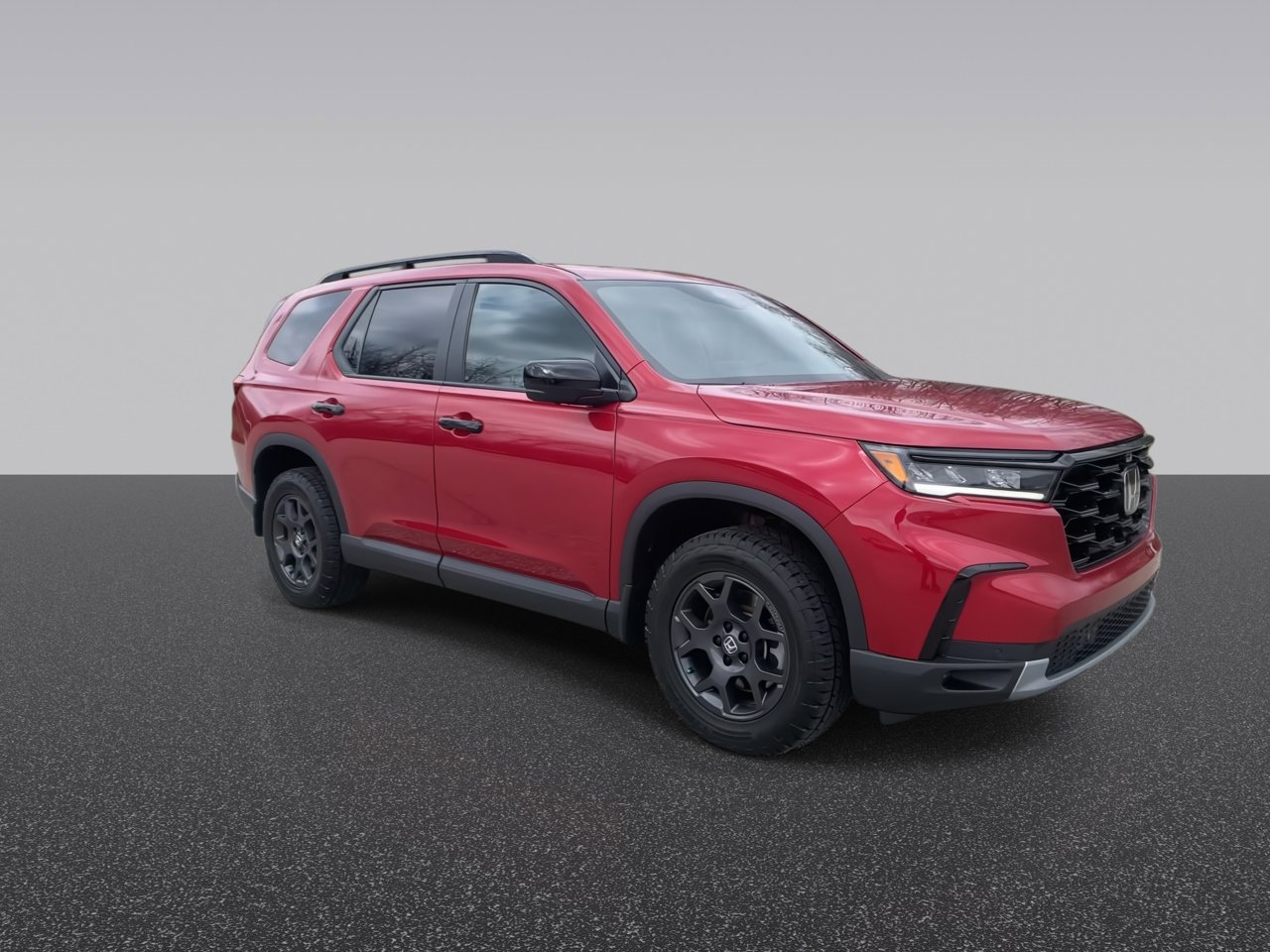Certified 2025 Honda Pilot TrailSport image 3