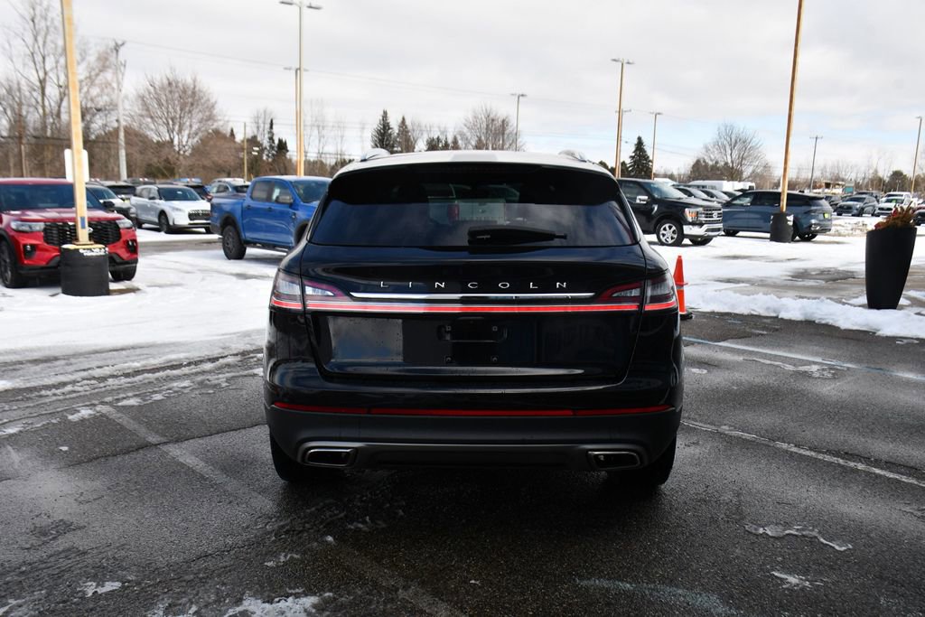 Used 2022 Lincoln Nautilus Reserve w/ Equipment Group 201A image 5