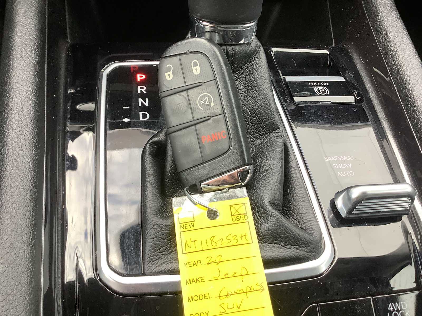 Used 2022 Jeep Compass Latitude AWD/4WD image 19