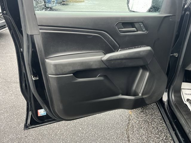 Used 2023 Chevrolet Colorado W/T image 17