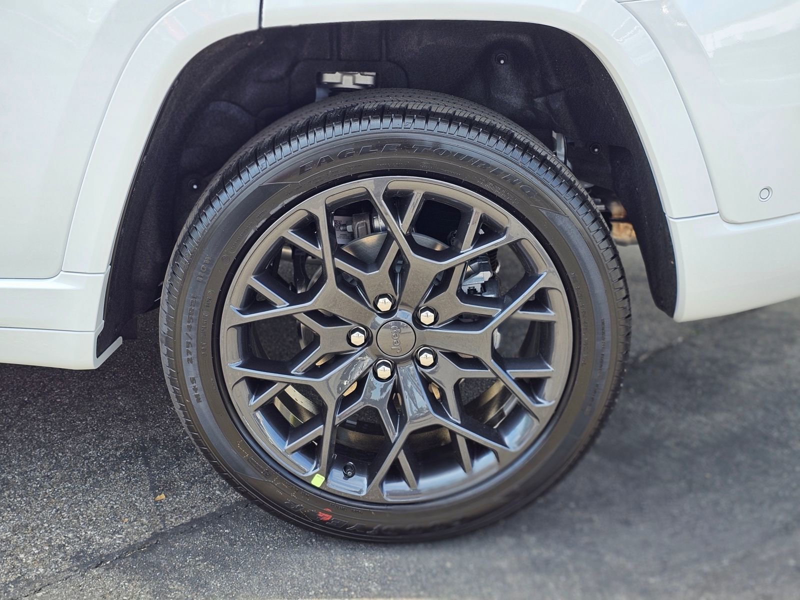 New 2026 Jeep Grand Cherokee Summit AWD/4WD image 9
