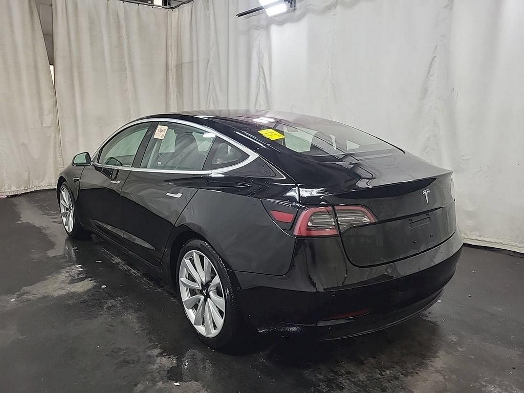Used 2018 Tesla Model 3 Mid Range RWD image 4