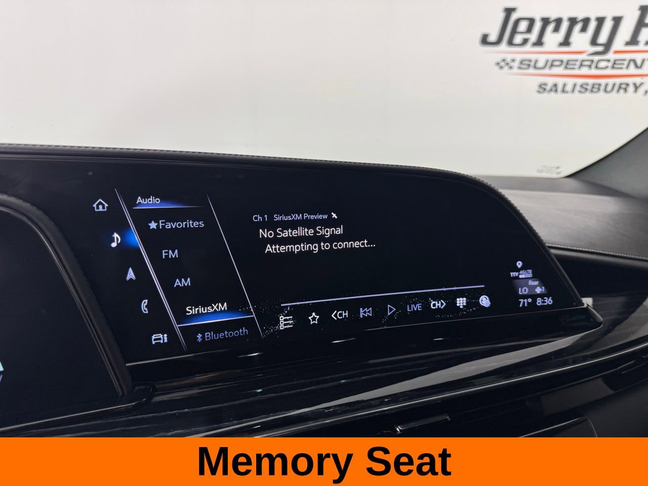 Used 2021 Cadillac Escalade Sport w/ LPO, ONYX Package RWD image 18