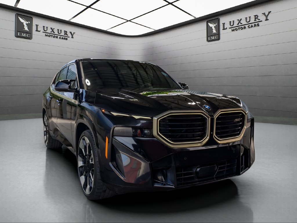 Used 2024 BMW XM AWD/4WD image 1